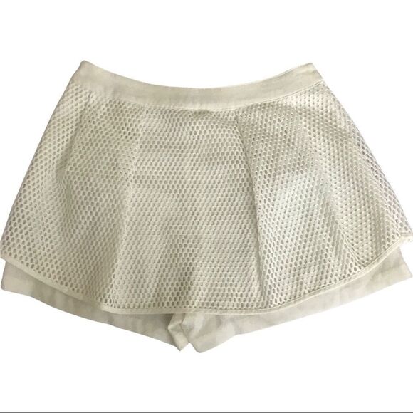 J.O.A Los Angeles White Shorts Net Outer Style Medium - Picture 5 of 12